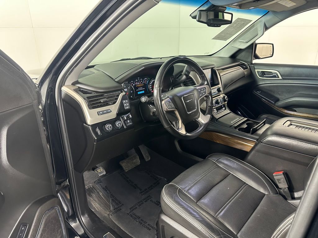 Used 2019 GMC Yukon Denali image 17