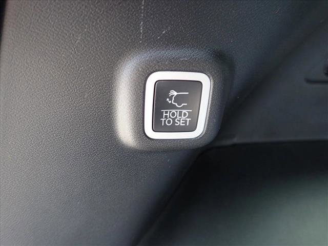 New 2026 Jeep Cherokee Overland image 8