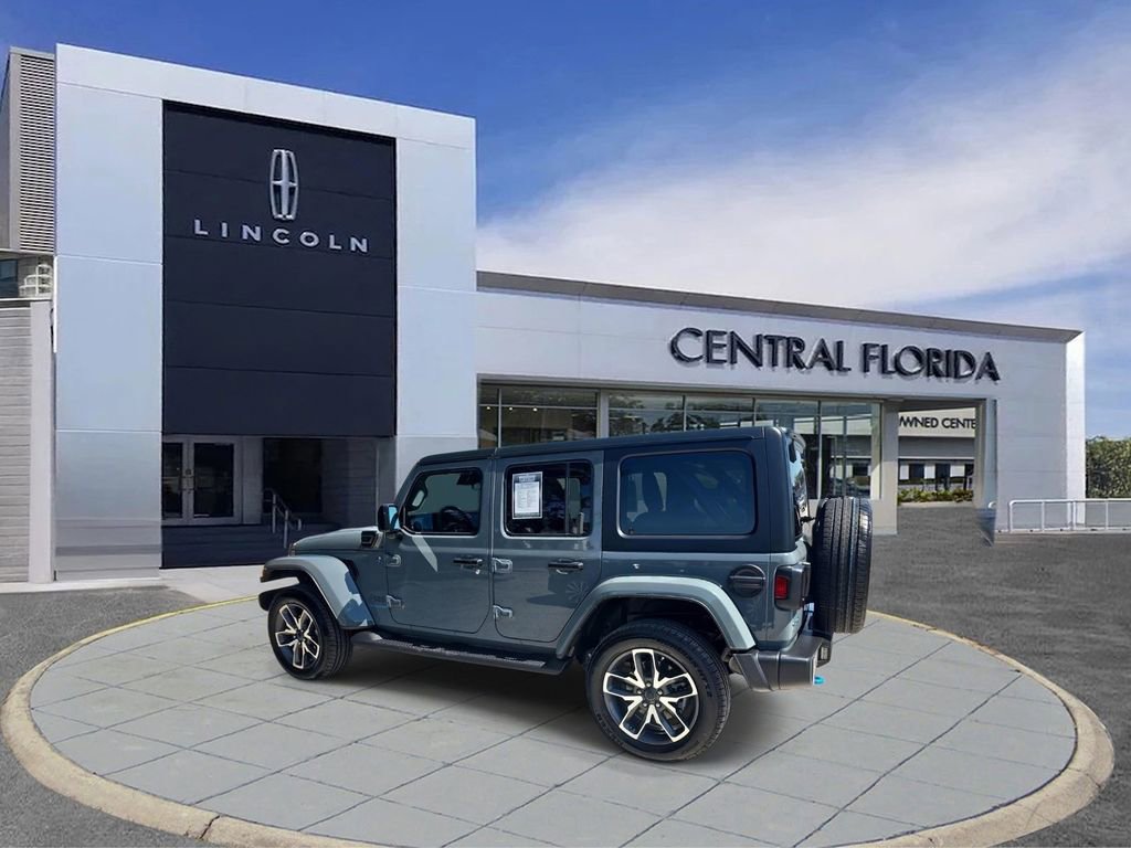 Used 2024 Jeep Wrangler Unlimited w/ Convenience Group AWD/4WD image 7