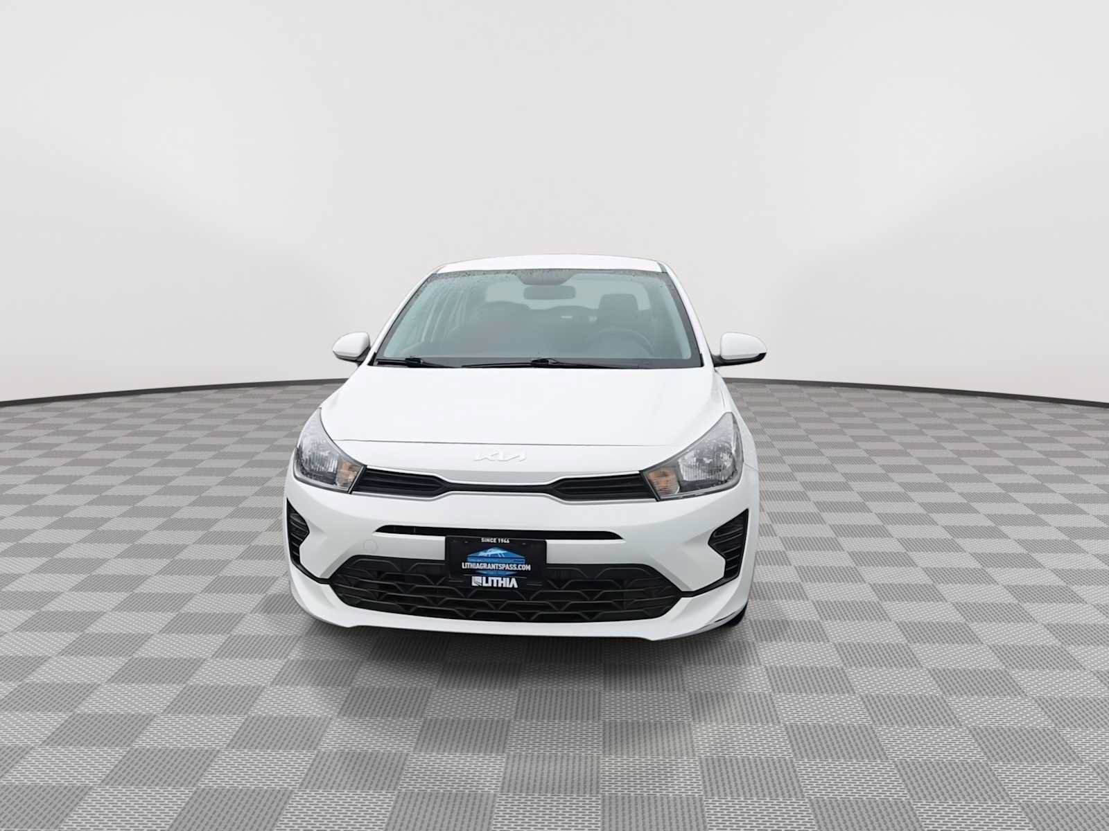 Used 2023 Kia Rio LX FWD image 3