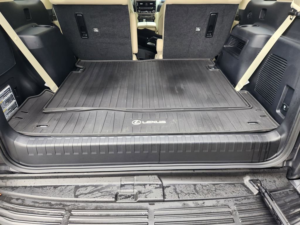 Used 2023 Lexus GX 460 Premium image 32