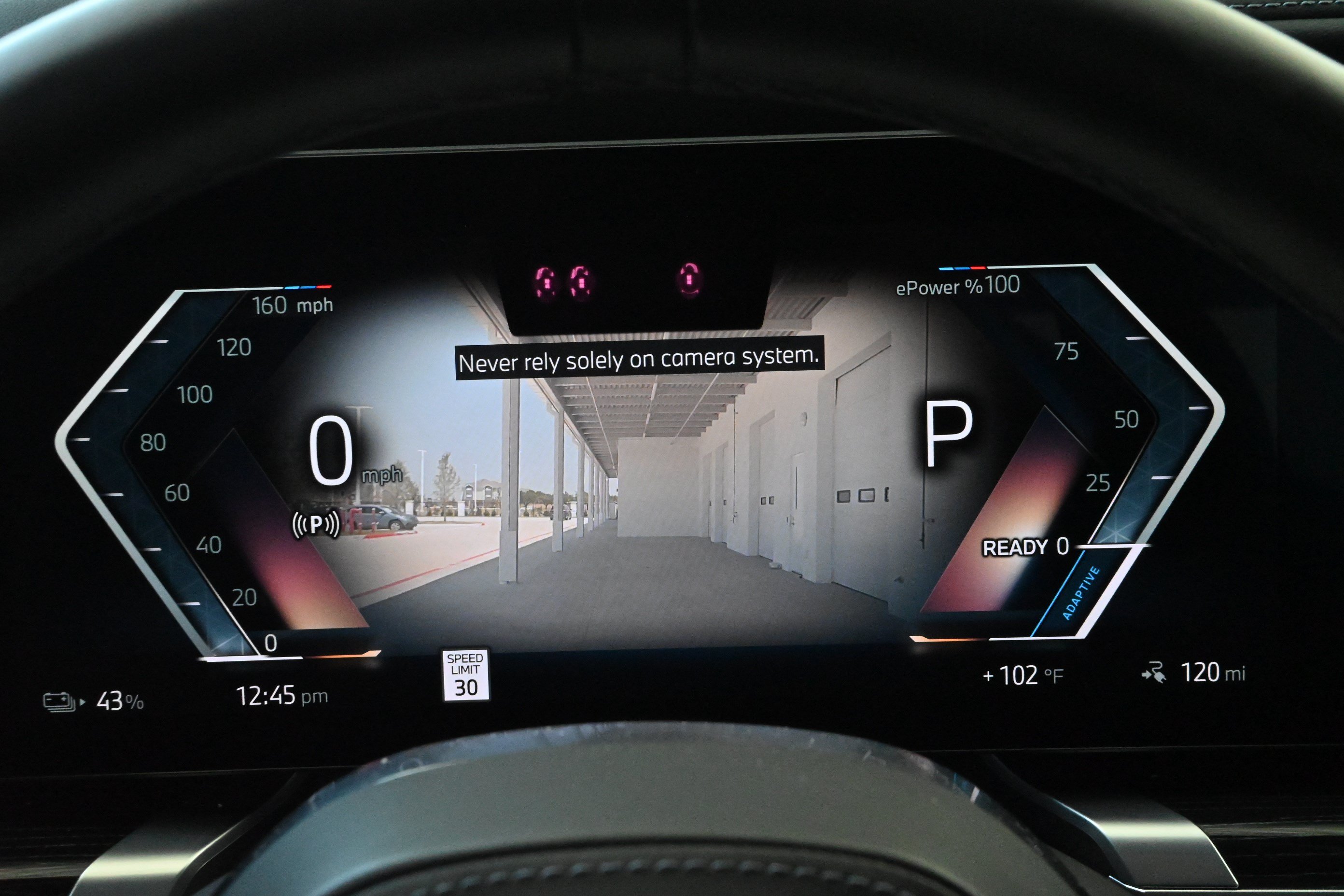 Certified 2024 BMW i7 eDrive50 w/ M Sport Package RWD image 17