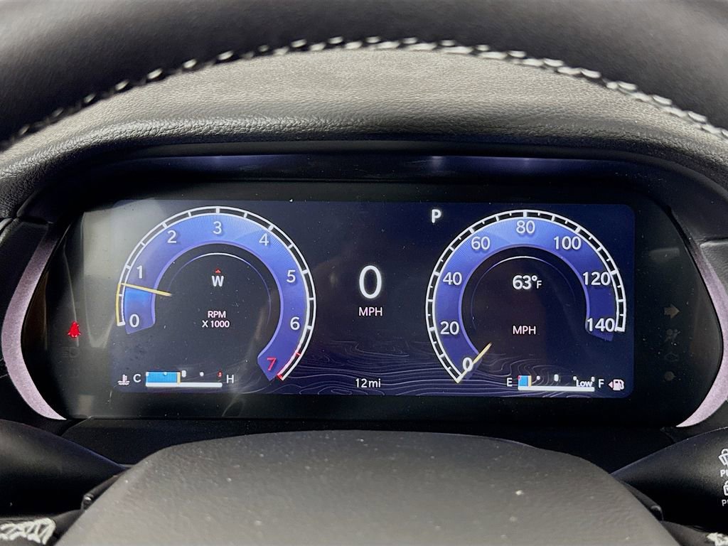 New 2025 Jeep Grand Cherokee Altitude image 33