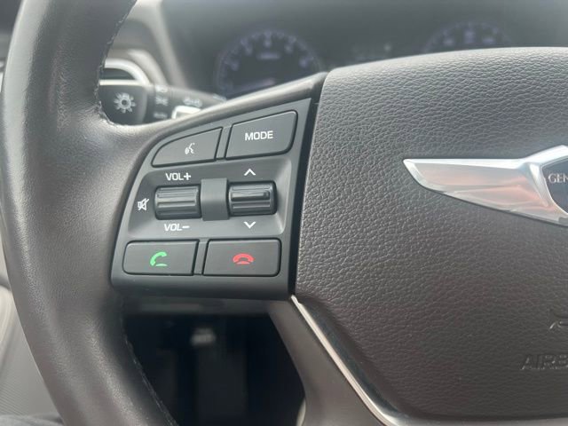 Used 2015 Hyundai Genesis 3.8 image 16
