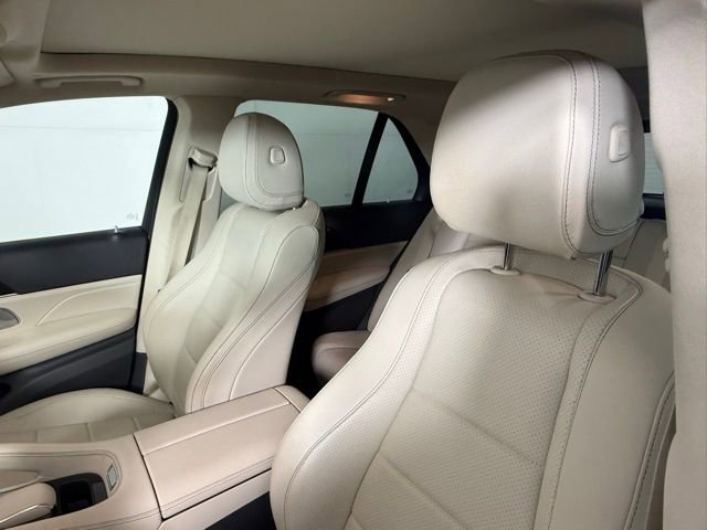 Used 2020 Mercedes-Benz GLE 350 w/ Premium Package image 6