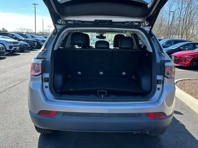 Used 2018 Jeep Compass Limited image 14
