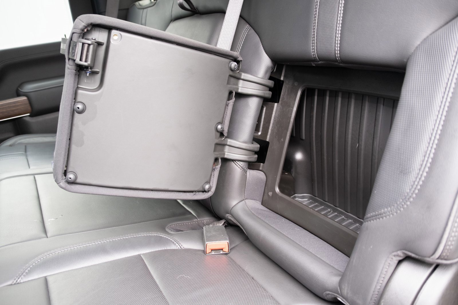 Used 2020 Chevrolet Silverado 3500 High Country w/ Technology Package image 23