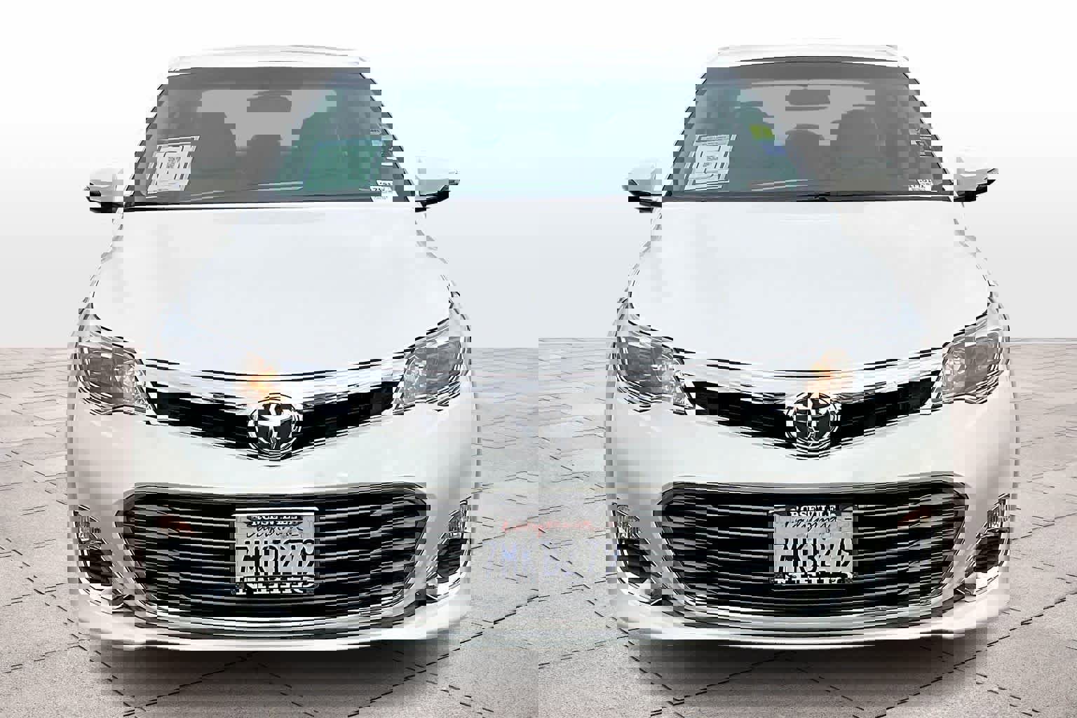 Used 2015 Toyota Avalon XLE image 3