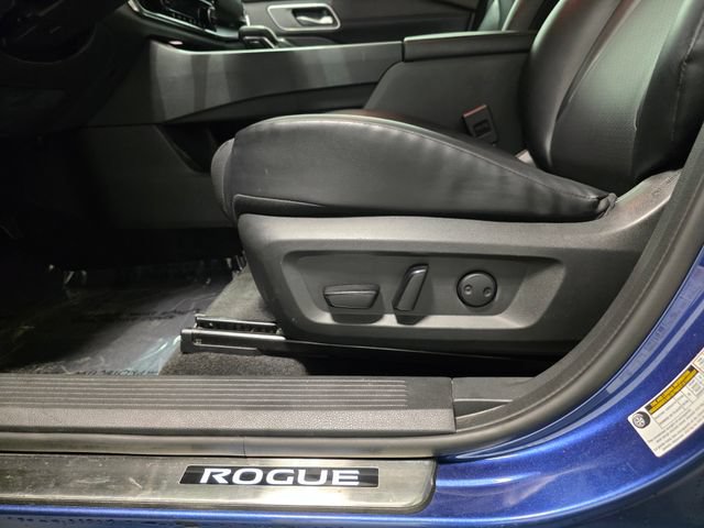 Used 2021 Nissan Rogue SV w/ Premium Package AWD/4WD image 14