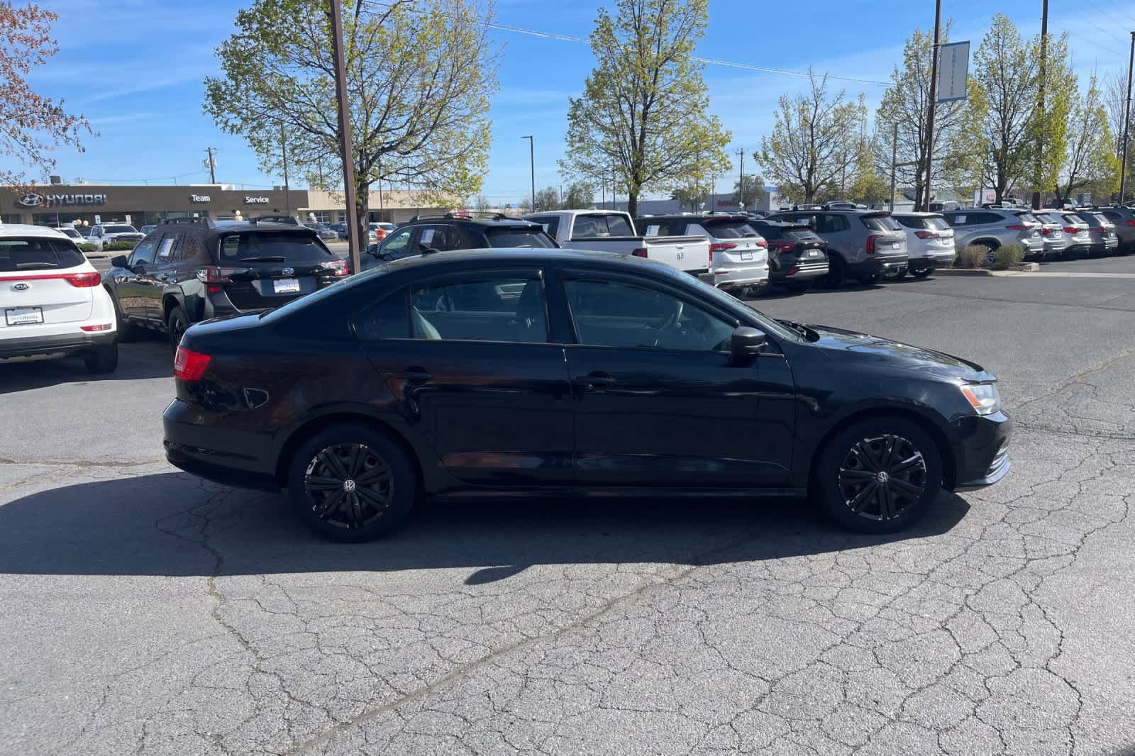 Used 2015 Volkswagen Jetta TDI S FWD image 6