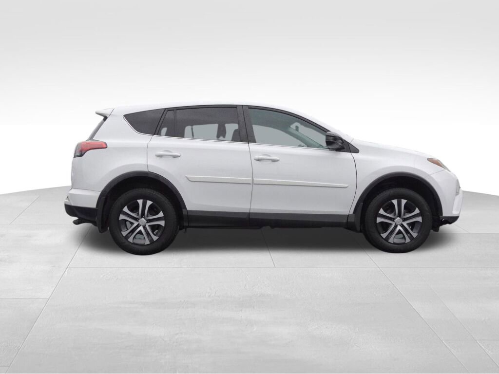 Certified 2017 Toyota RAV4 LE w/ All Weather Liner Package FWD video 2