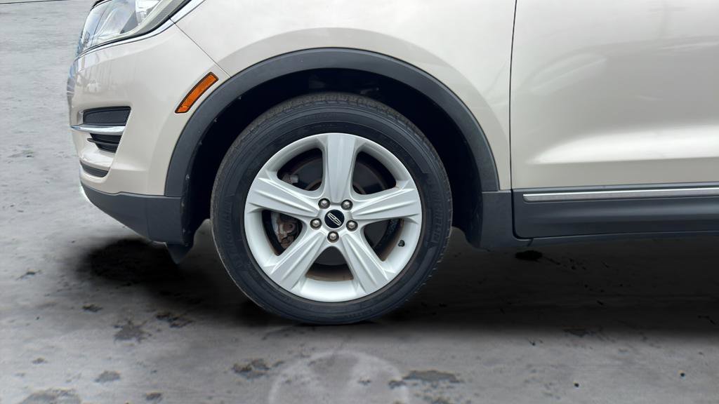 Used 2017 Lincoln MKC Premiere FWD image 38