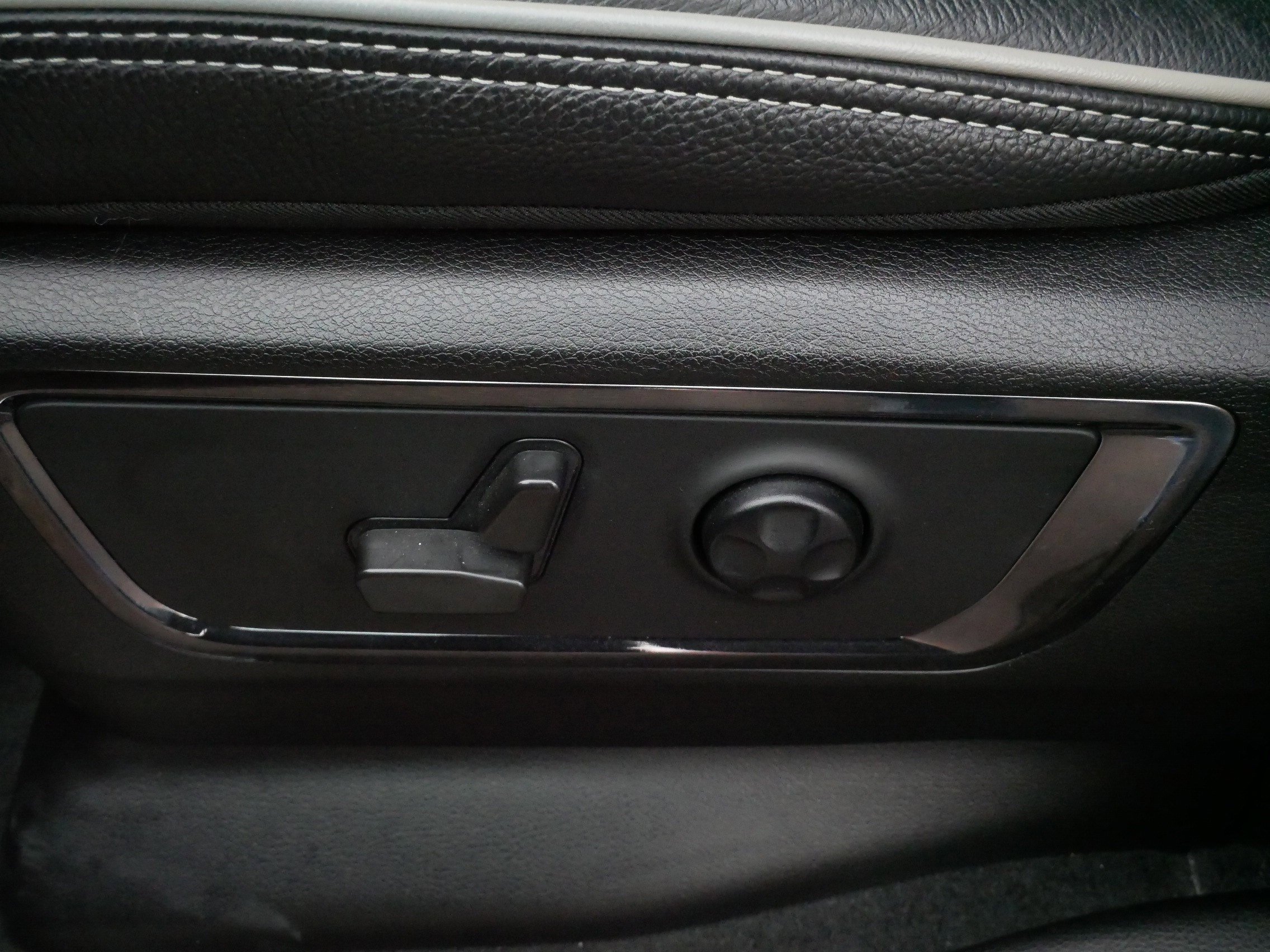 Used 2022 RAM 1500 Limited w/ Body Color Bumper Group image 20