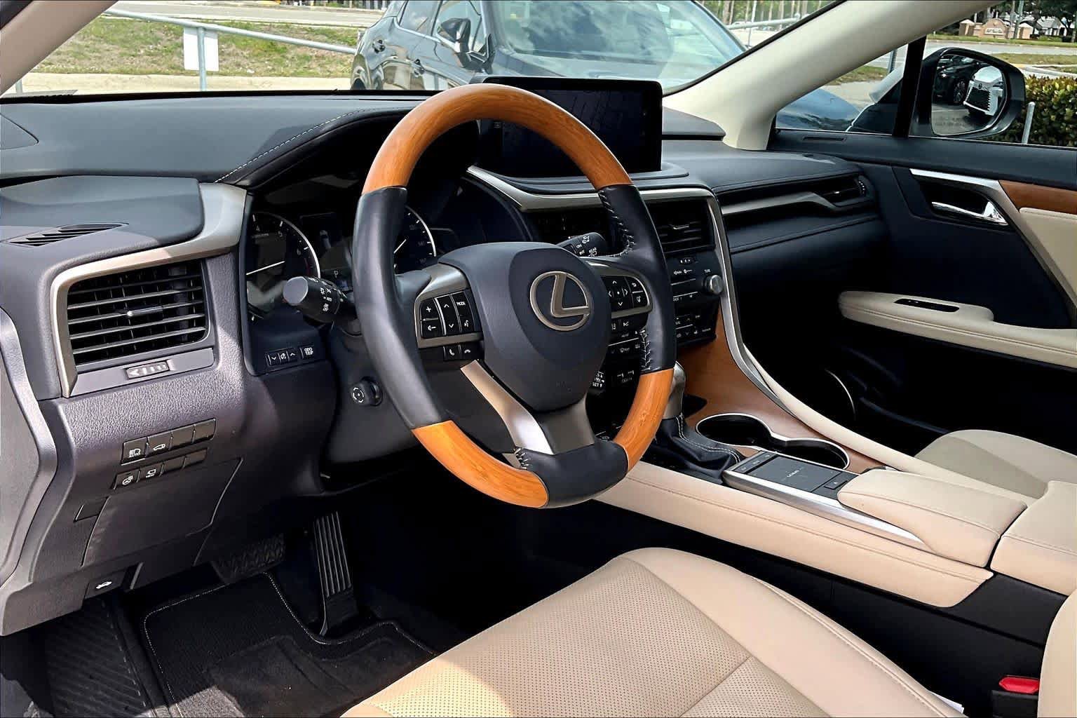 Used 2022 Lexus RX 350 FWD w/ Premium Package image 18