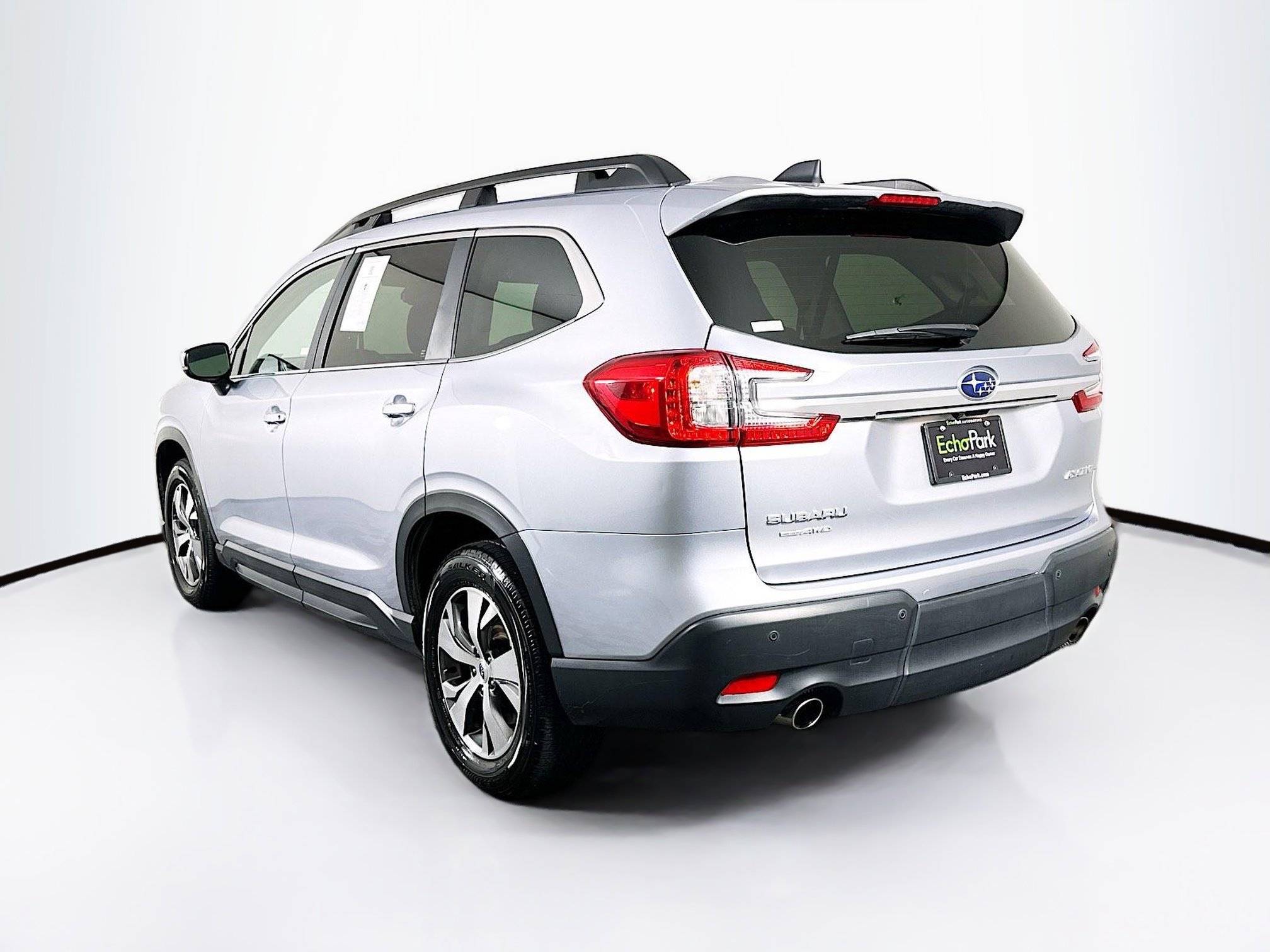 Used 2025 Subaru Ascent Premium image 5