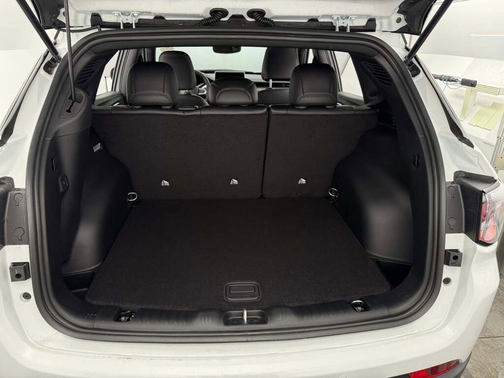 New 2026 Jeep Compass Trailhawk image 25