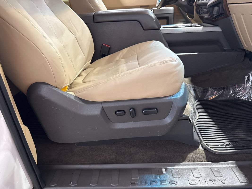 Used 2013 Ford F250 Lariat w/ Chrome Pkg AWD/4WD image 97