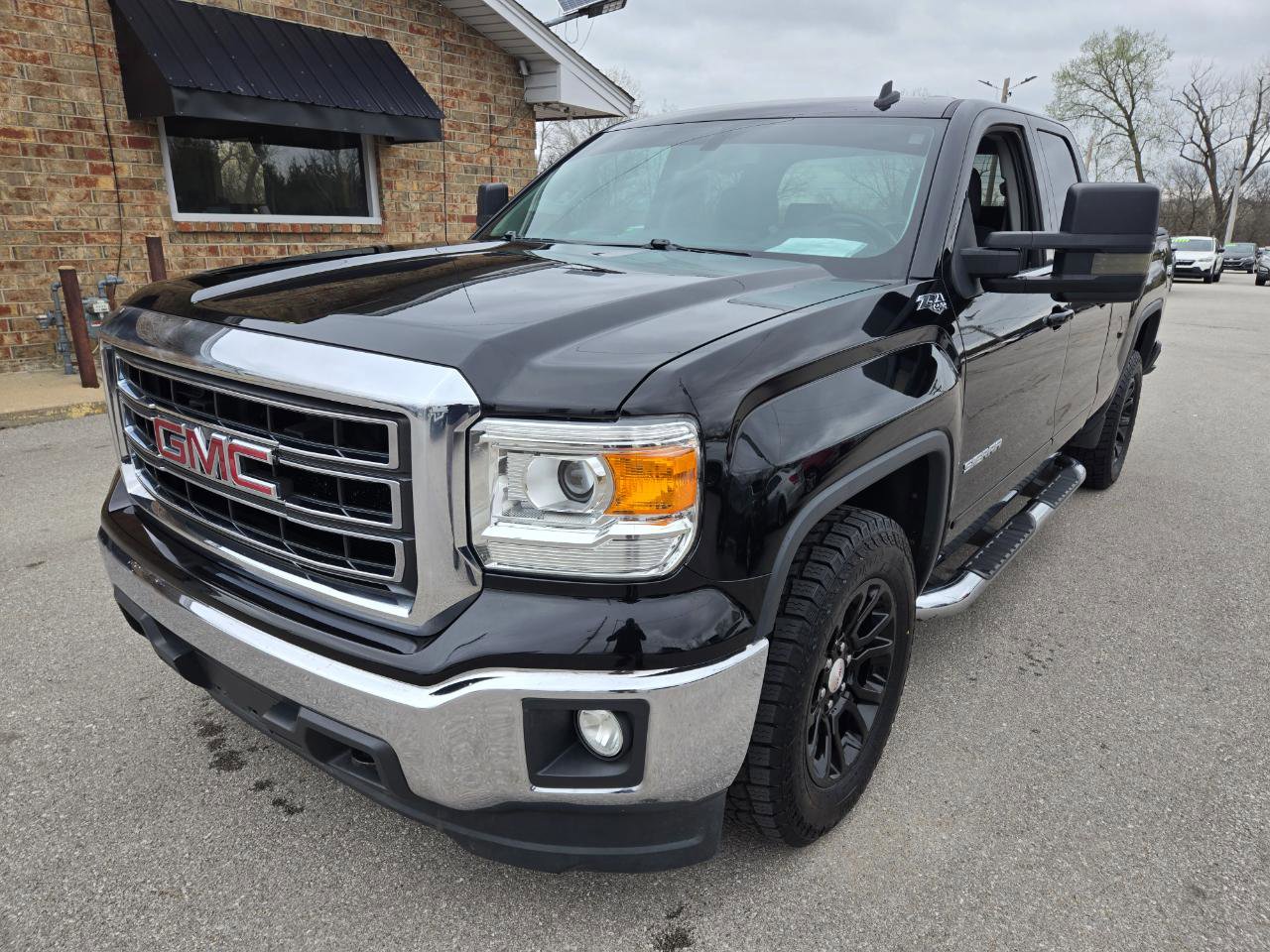Used 2014 GMC Sierra 1500 SLE w/ SLE Value Package AWD/4WD image 1