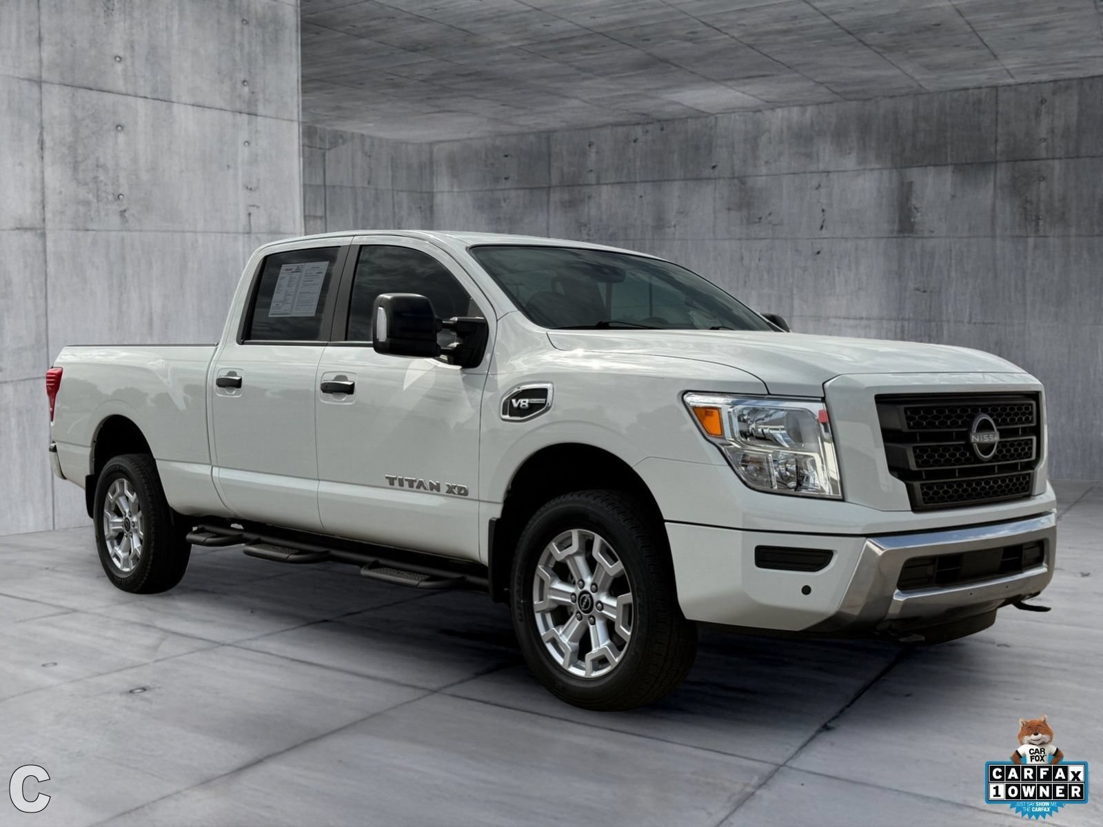 Used 2024 Nissan Titan SV w/ SV Convenience Package AWD/4WD image 9