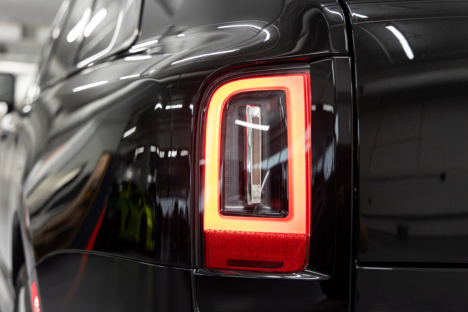 New 2026 Rolls-Royce Cullinan image 23