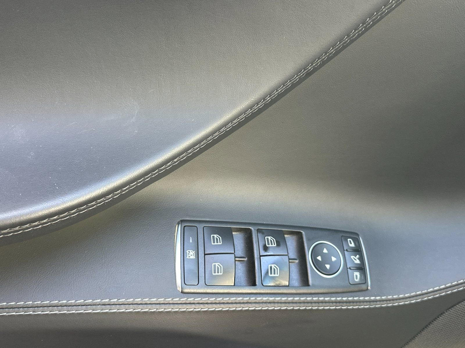 Used 2017 Tesla Model S P100D AWD/4WD image 11