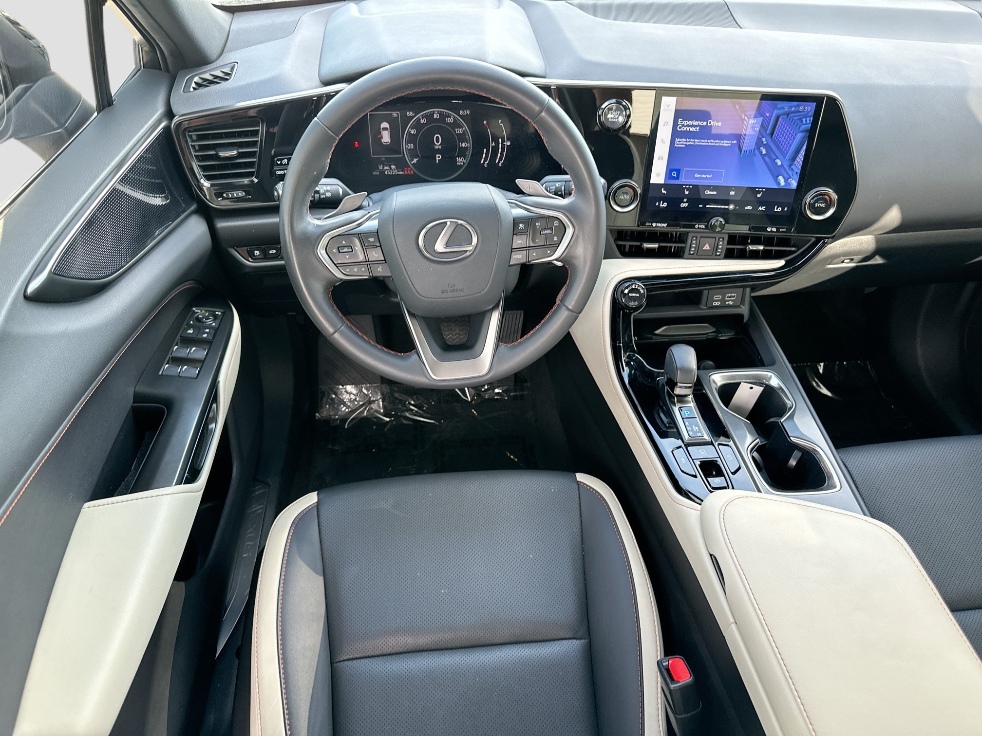 Used 2023 Lexus NX 250 FWD w/ Towing Package (2000 Lbs) image 21