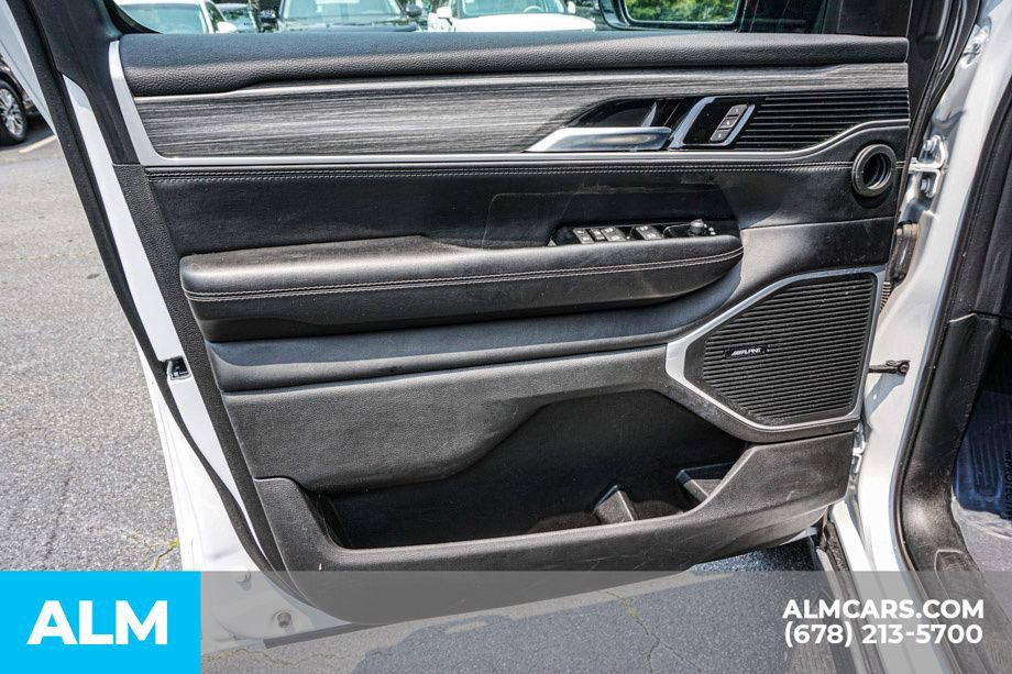 Used 2023 Jeep Wagoneer Series II image 51