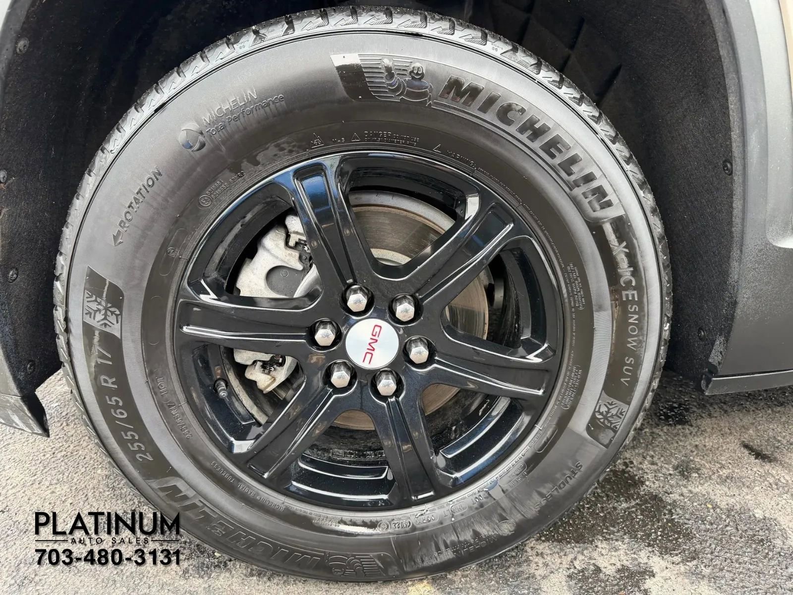 Used 2022 GMC Acadia AT4 w/ Preferred Package image 22