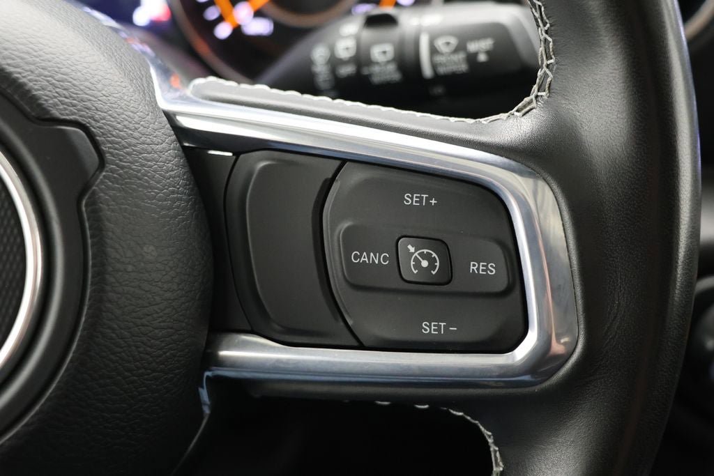 Used 2023 Jeep Wrangler Unlimited Sahara w/ Cold Weather Group AWD/4WD image 20