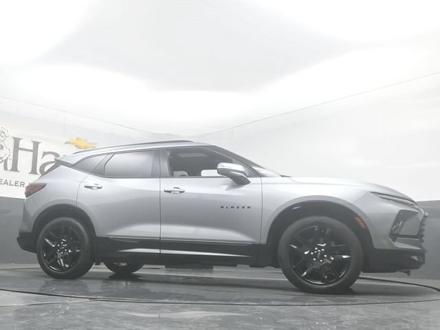 Used 2023 Chevrolet Blazer RS w/ Driver Confidence II Package AWD/4WD image 33