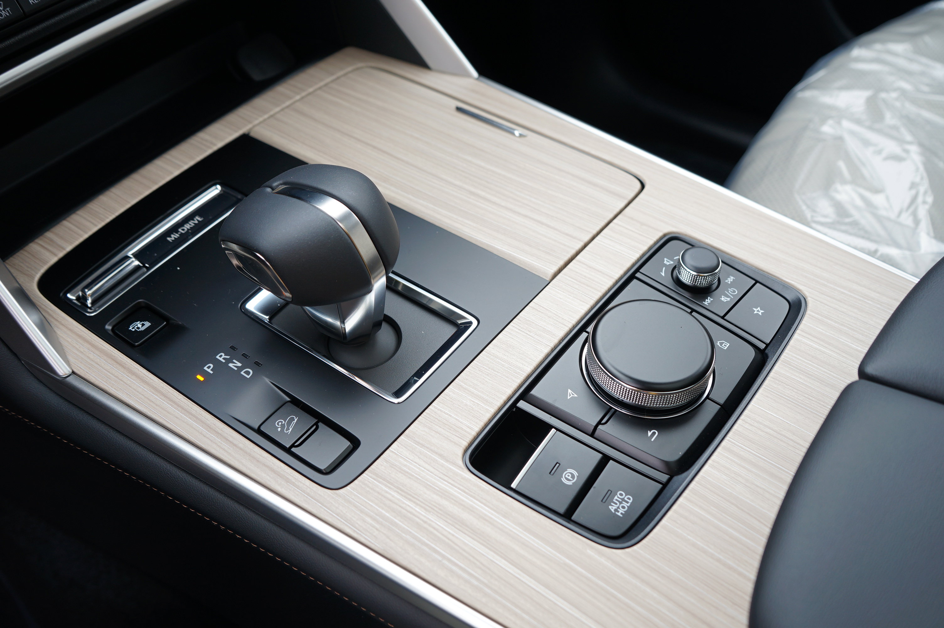 New 2026 MAZDA CX-90 Plug-In Hybrid w/Premium Sport AWD/4WD image 12