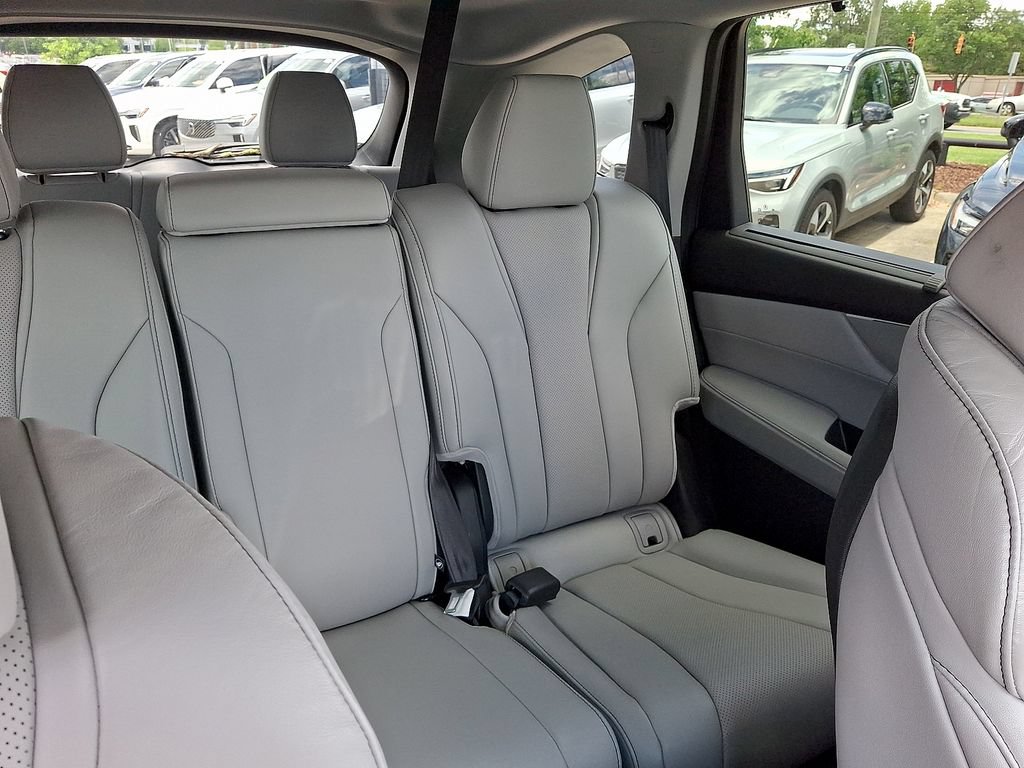 Used 2022 Acura MDX w/ Technology Package AWD/4WD image 6
