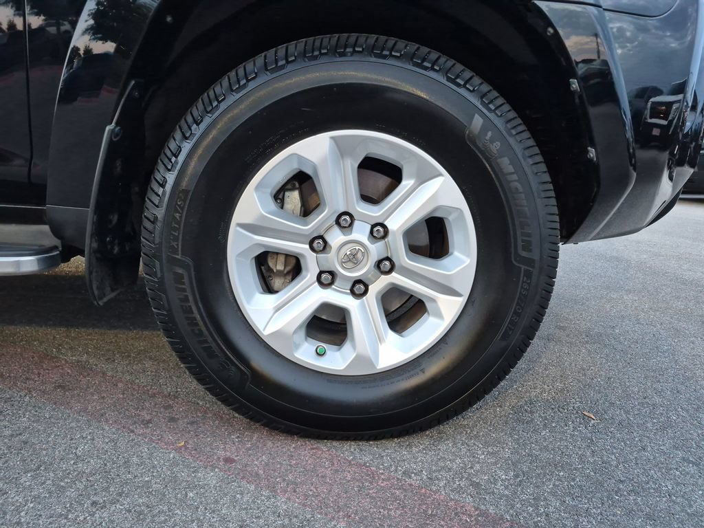 Used 2015 Toyota 4Runner SR5 Premium RWD image 15