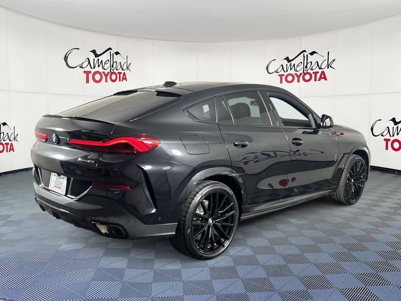 Used 2026 BMW X6 xDrive40i AWD/4WD image 7