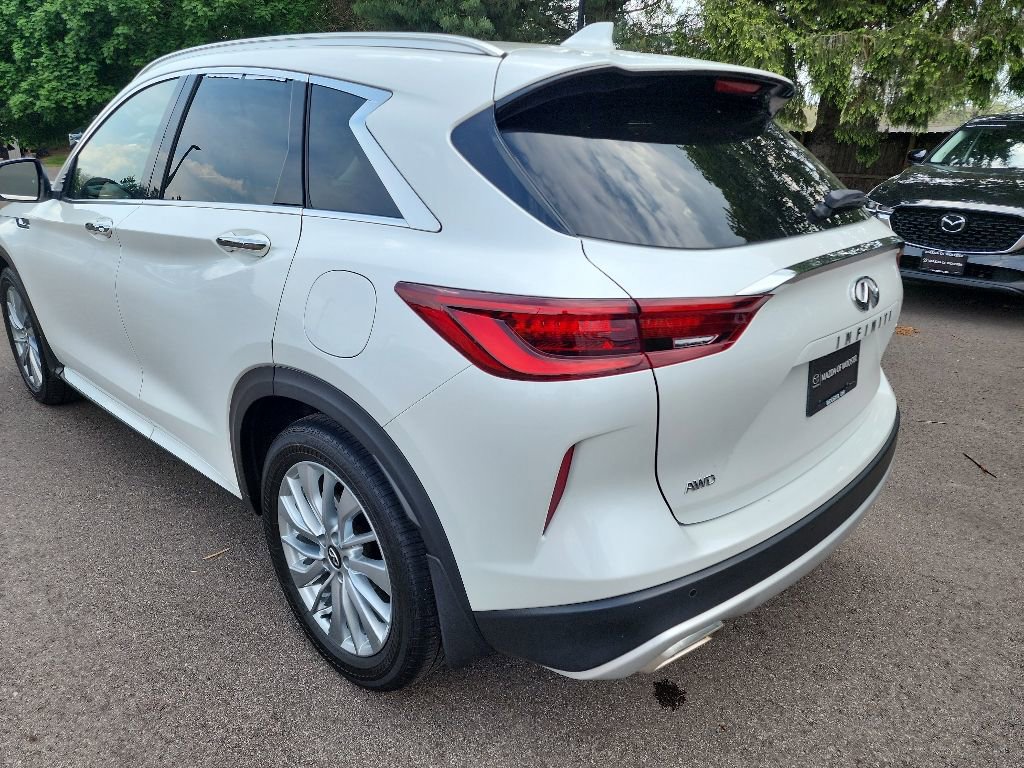 Used 2023 INFINITI QX50 Luxe AWD/4WD image 7