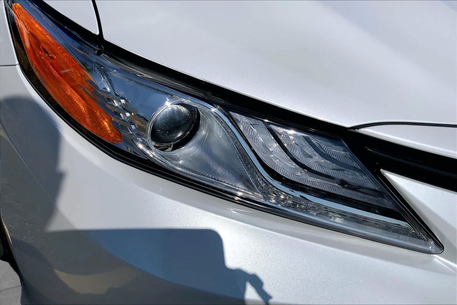 Used 2023 Toyota Camry XLE w/ Navigation Package FWD image 28