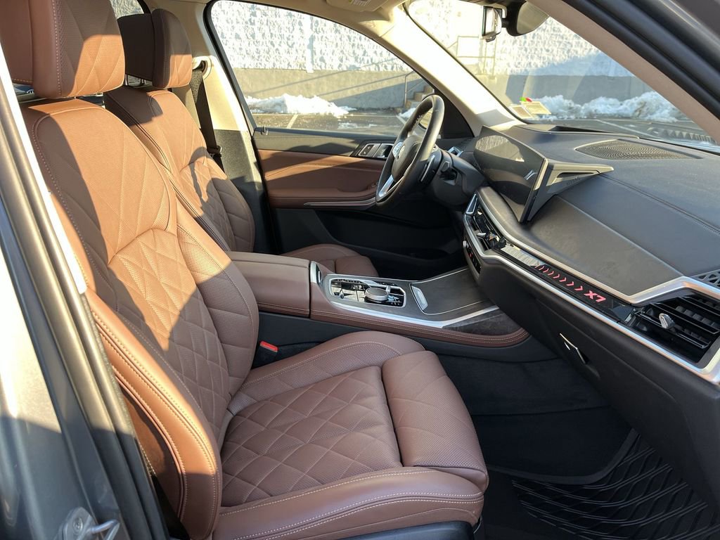 Certified 2024 BMW X7 xDrive40i image 26