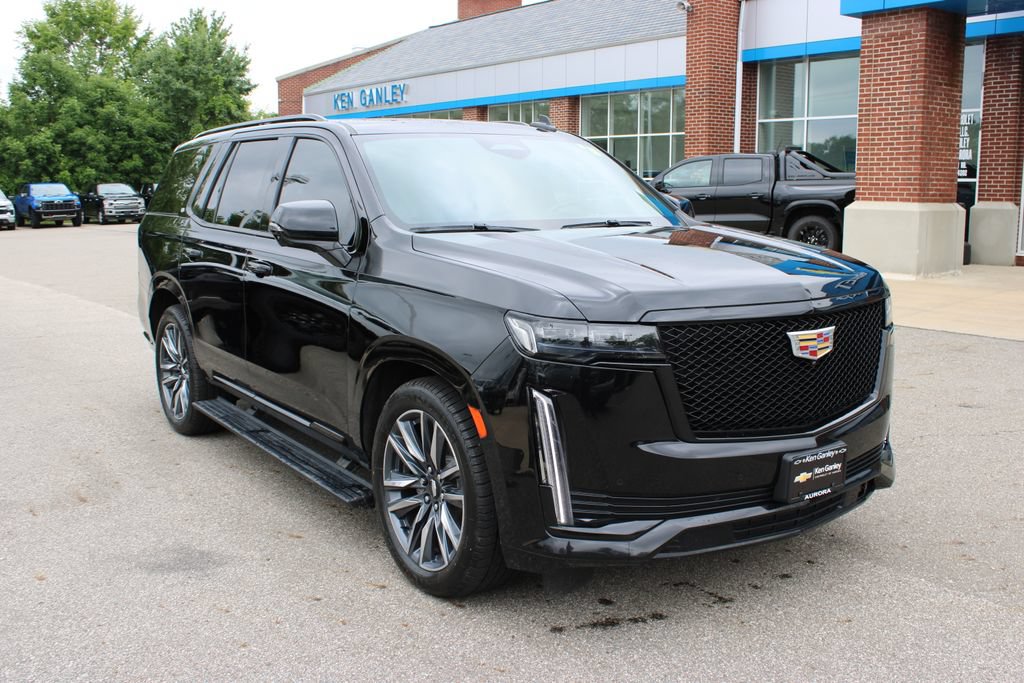 Certified 2022 Cadillac Escalade Sport Platinum AWD/4WD image 4