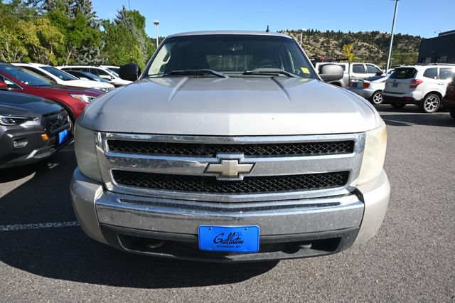 Used 2008 Chevrolet Silverado 1500 W/T w/ LS Package AWD/4WD image 8