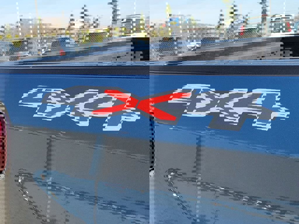 Used 2024 Chevrolet Silverado 1500 LT image 6