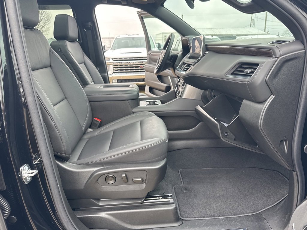 Used 2023 Chevrolet Tahoe Z71 w/ Luxury Package image 27