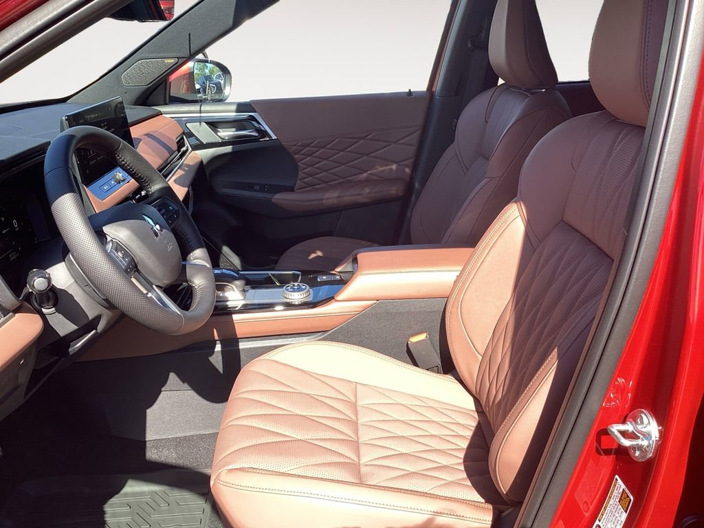 New 2025 Mitsubishi Outlander SEL image 9