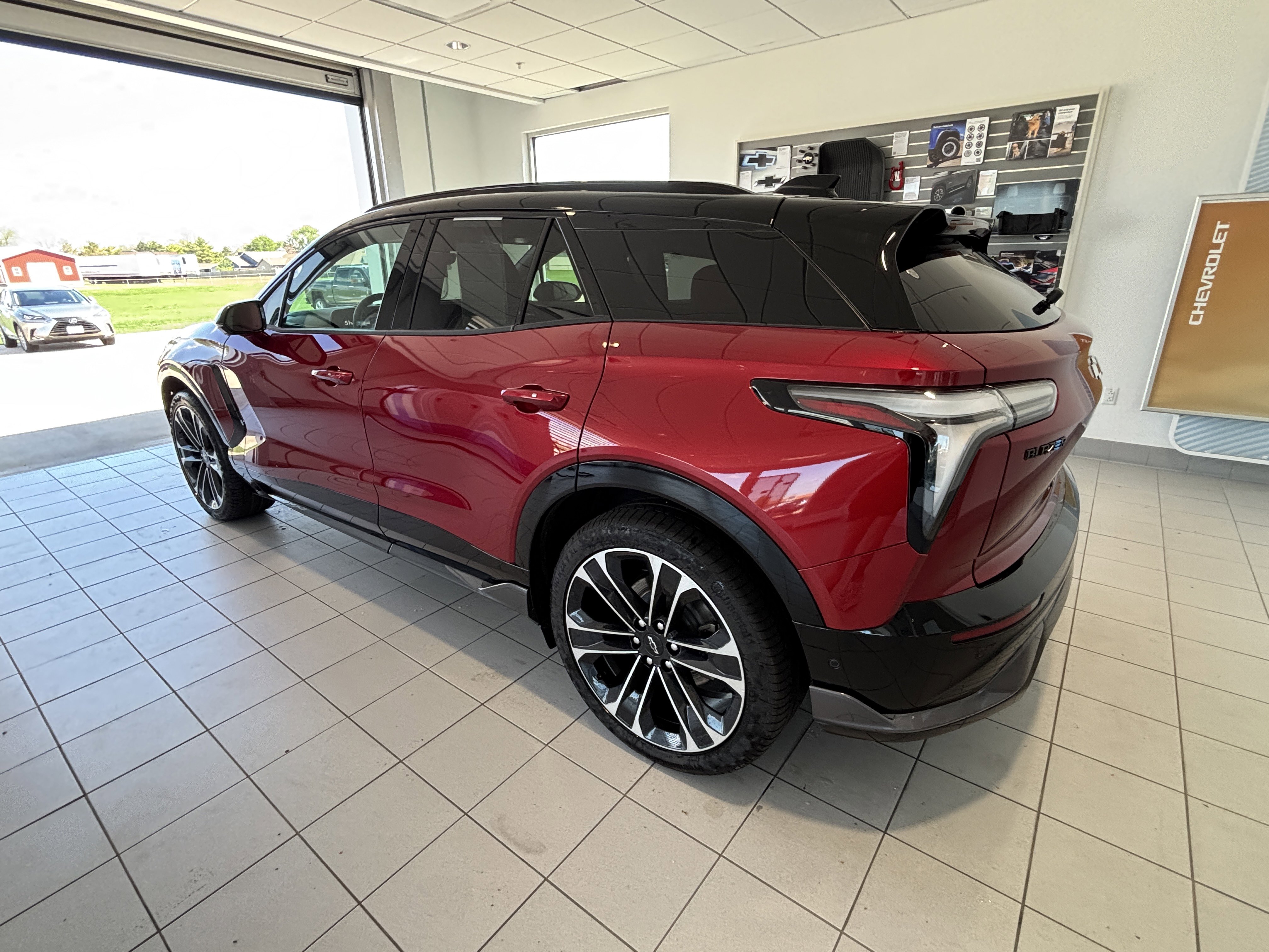 Used 2025 Chevrolet Blazer EV SS image 3