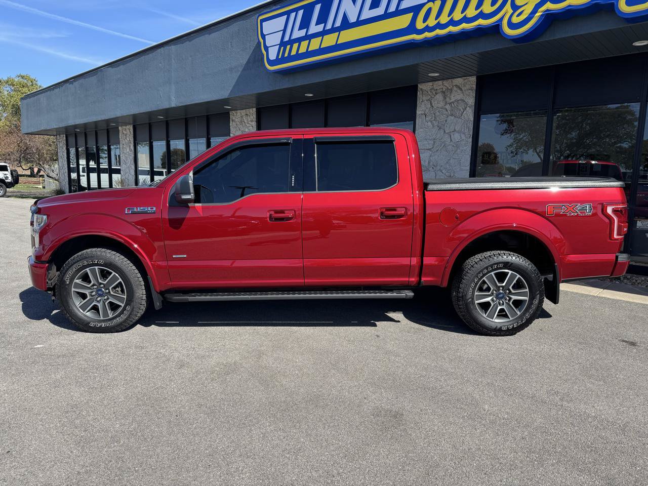 Used 2015 Ford F150 XLT w/ Equipment Group 302A Luxury AWD/4WD image 6