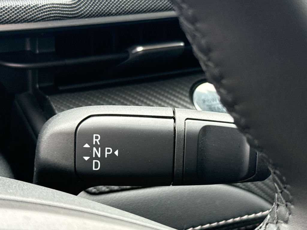 Certified 2025 Ford Mustang Mach-E Select RWD image 32