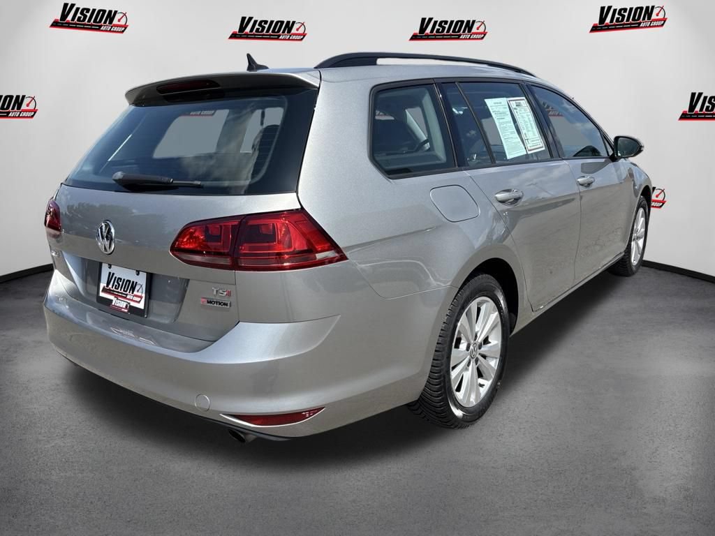 Used 2017 Volkswagen Golf S AWD/4WD image 5
