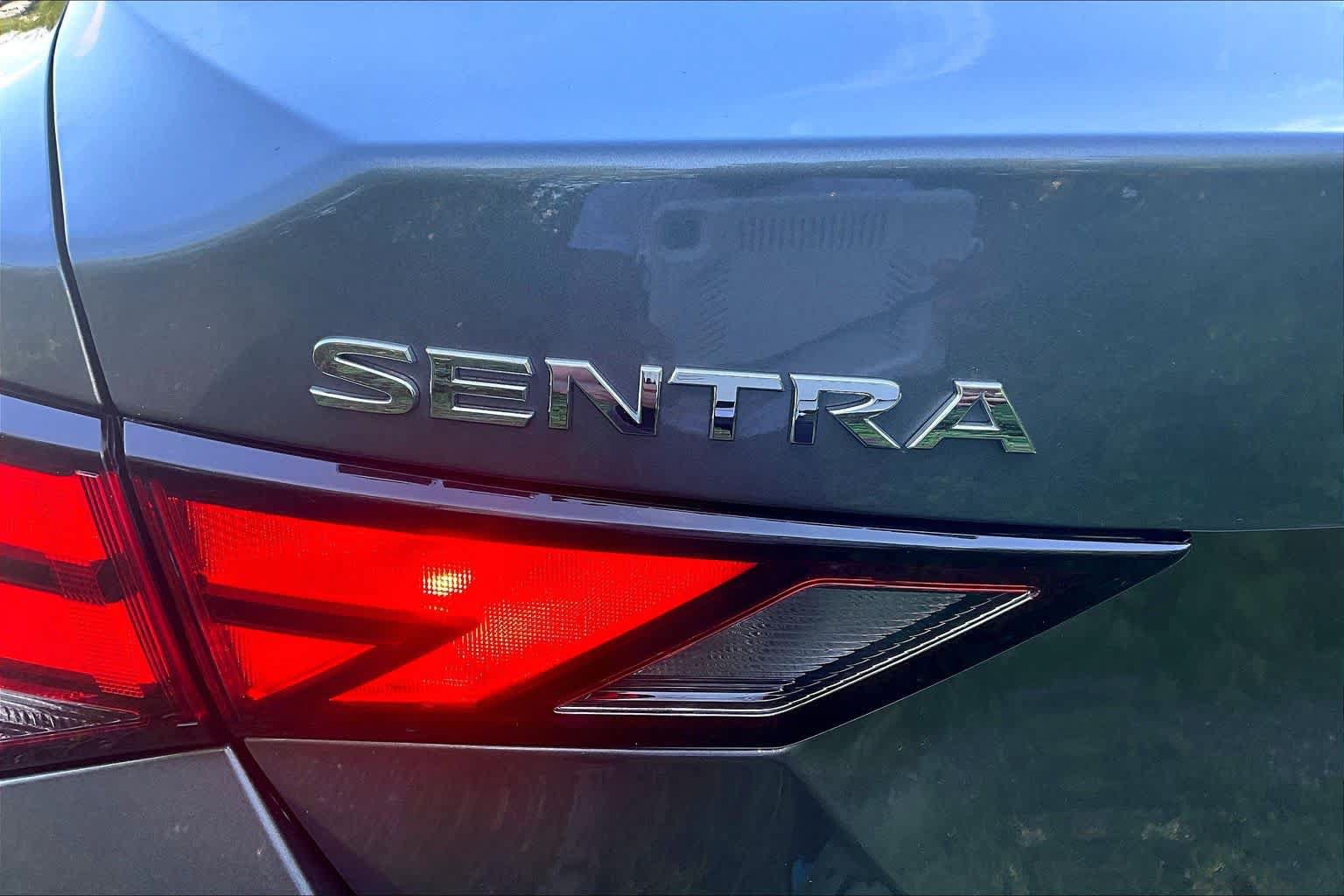 Used 2024 Nissan Sentra SV FWD image 10