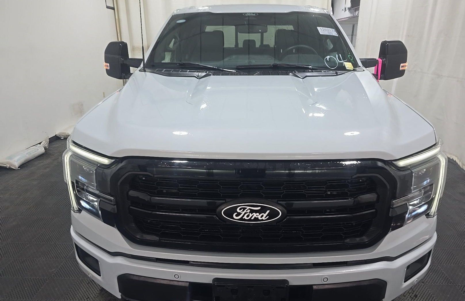 Used 2025 Ford F150 Lariat AWD/4WD image 2