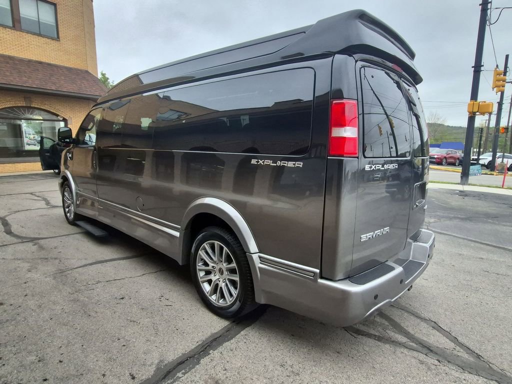 Used 2025 GMC Savana 2500 Extended w/ Driver Convenience Package RWD image 13