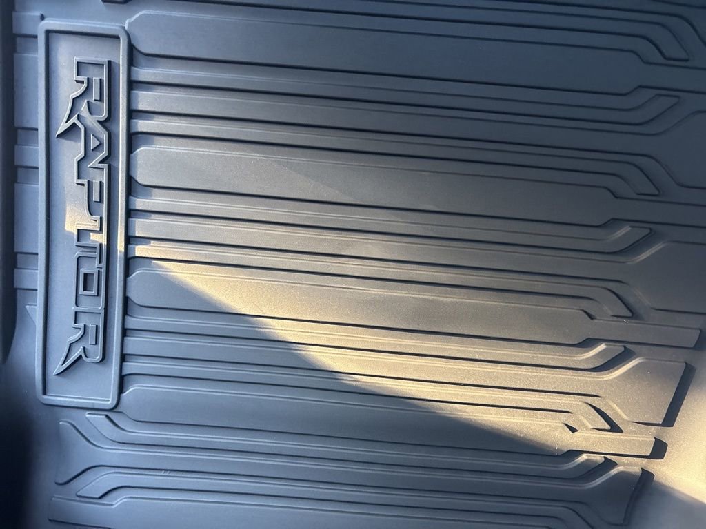 Used 2025 Ford F150 Raptor image 15